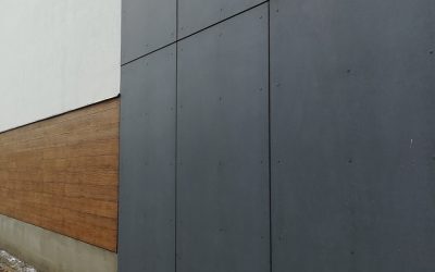 SHERA Walnut oraz Cembrit płyta włóknocementowa Patina – elewacja w Ostrołęce